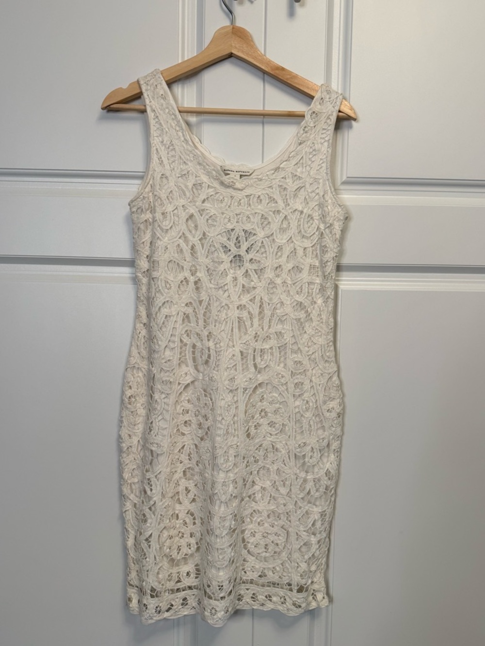 Banana Republic Ivory Lace Sleeveless Dress Size 4 NWT